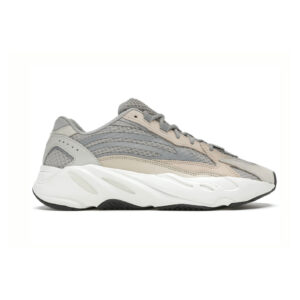 کتونی آدیداس یزی سفید Adidas Yeezy white